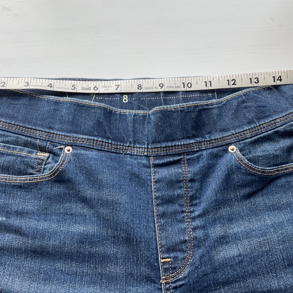 Women’s Stretch Waist Levi’s Jeans, SZ 8 - Picture 7 of 8